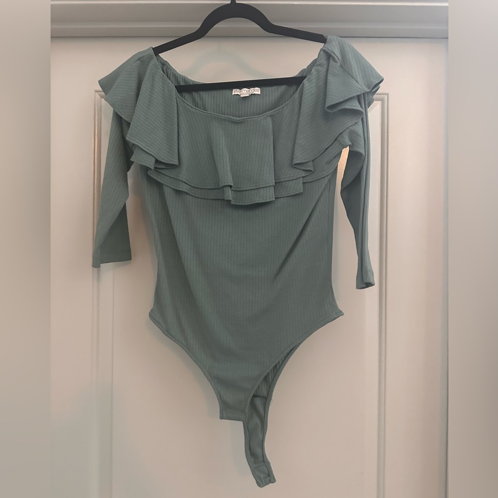 Off-the-shoulder Bodysuit